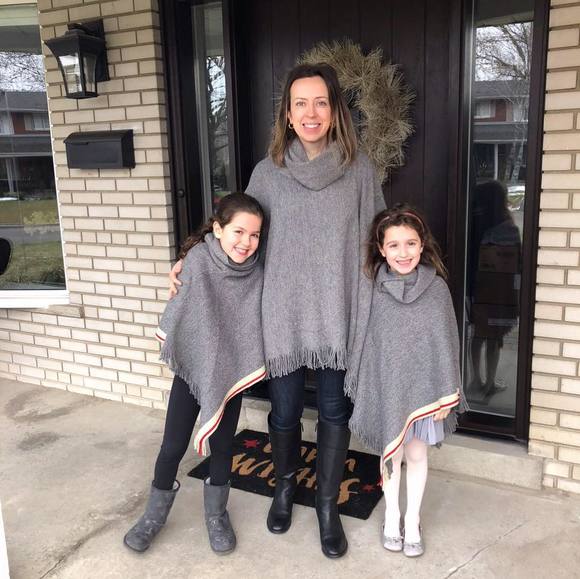 Meet your Posher, Joanne - Picture 1 of 1